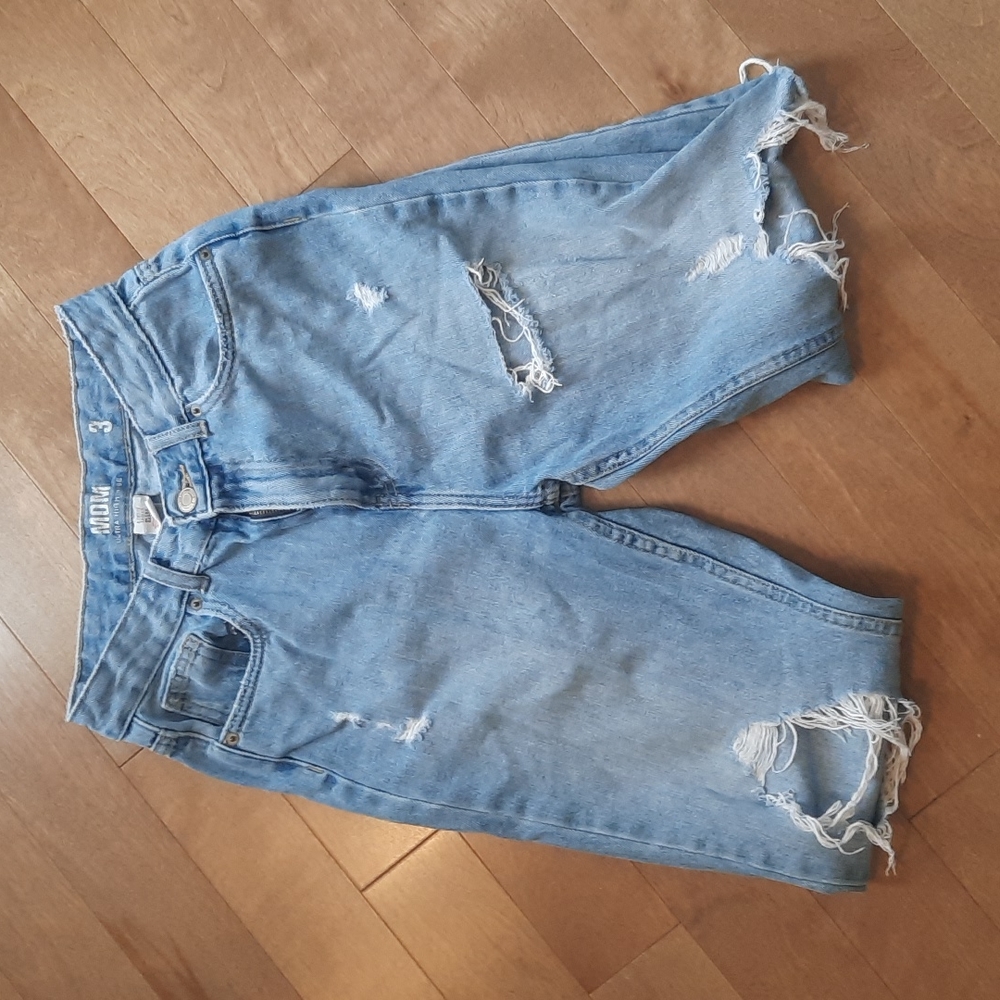 Mom Ultra High Rise Jeans - Picture 2 of 4